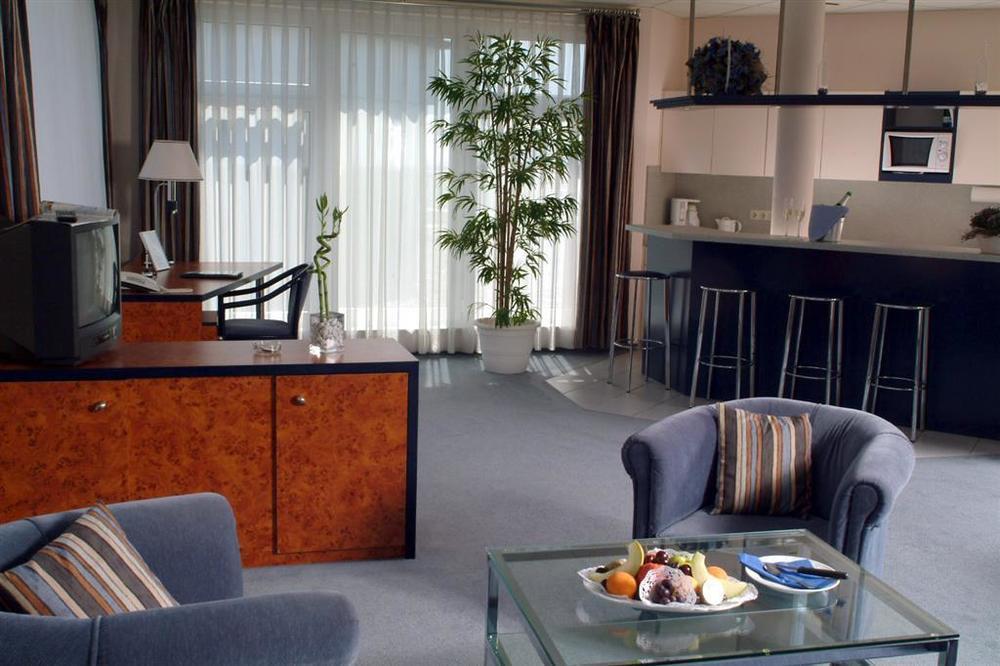 Hotel Arkadia Фридрихсдорф Номер фото